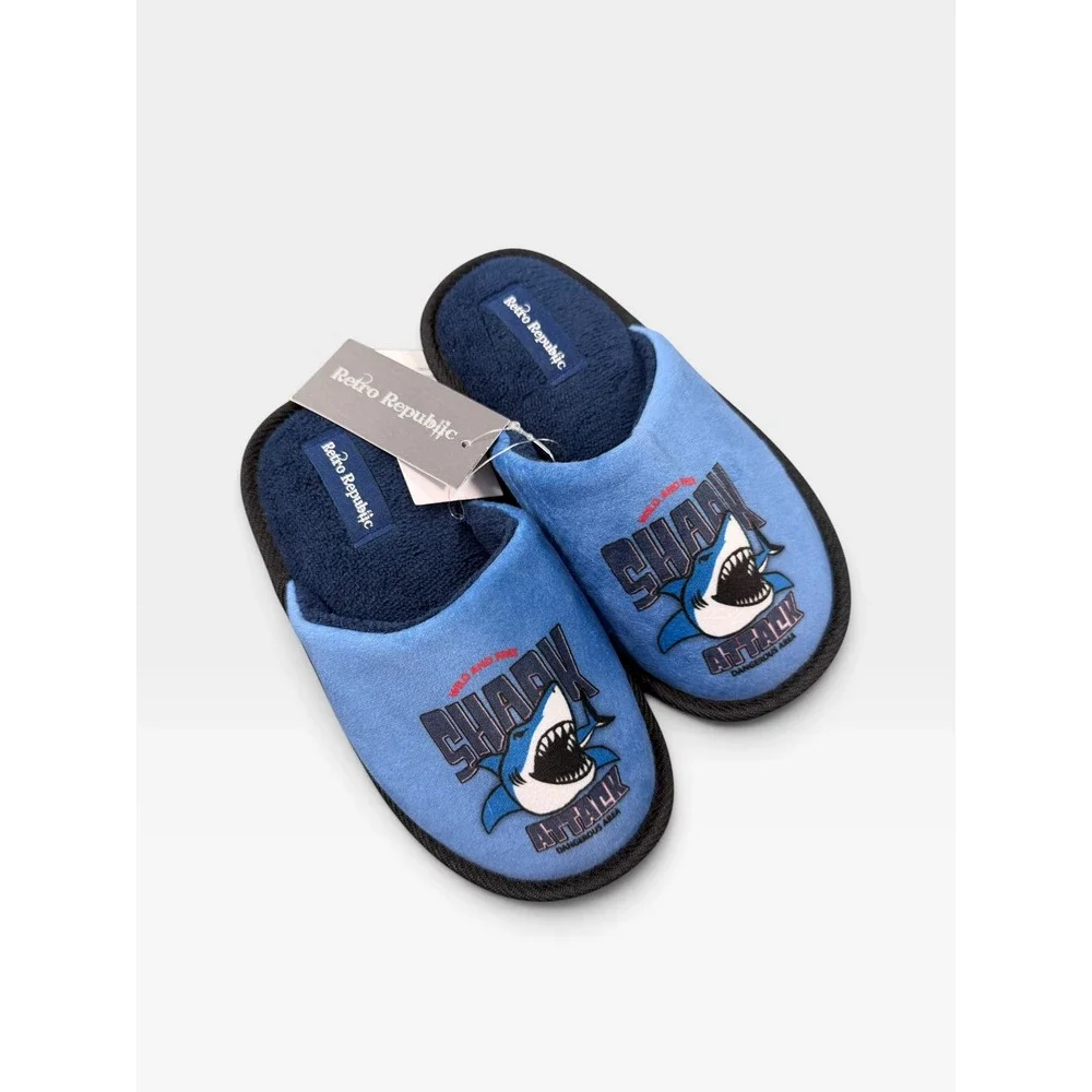 Retro Republic Boys Shark Attack Blue Graphic House Slippers Size 28/29